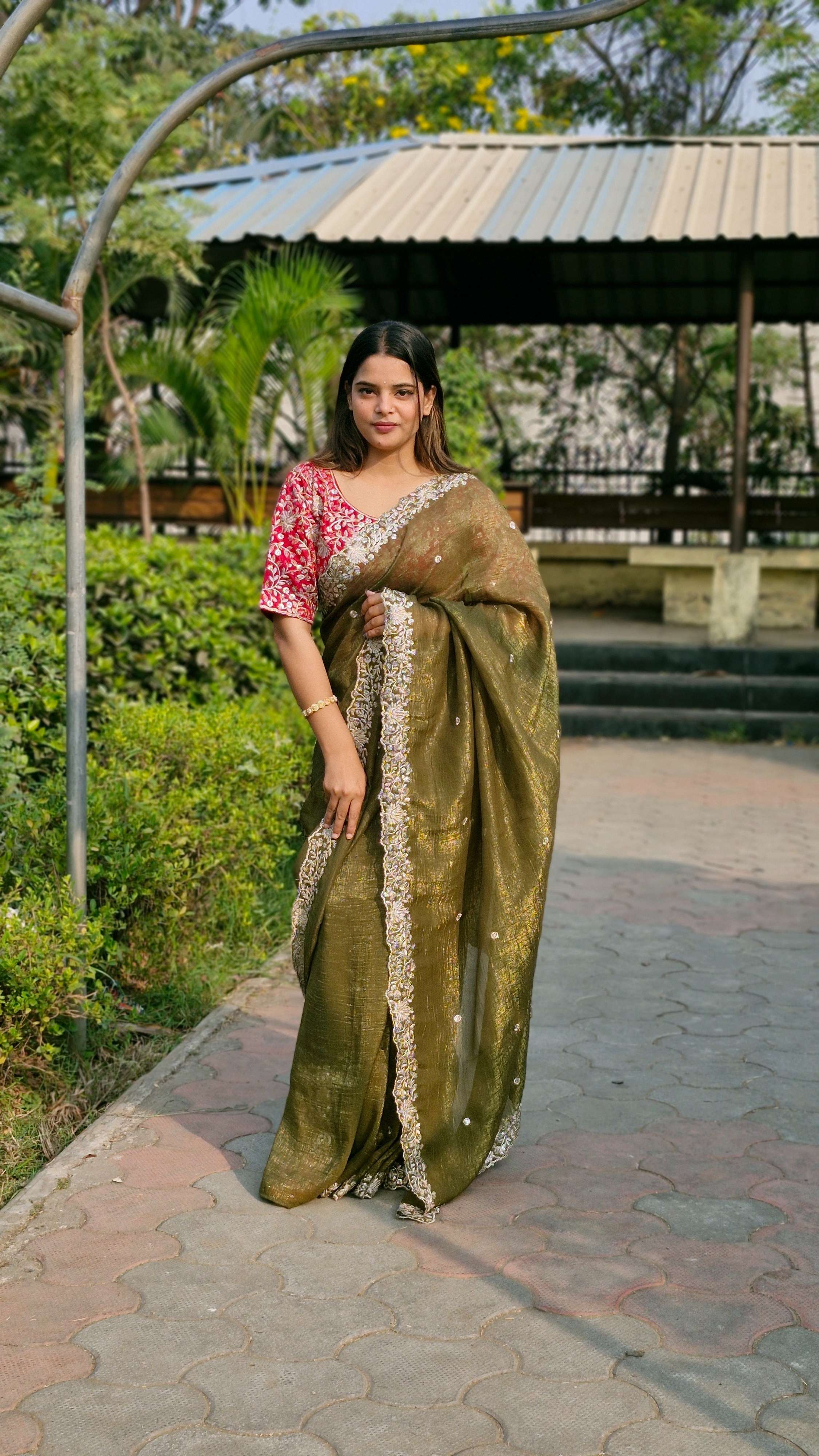 Dazzling Mehendi Candy Crush Sequence Design C Pallu Mehendi Wear With Red Embroidery Blouse